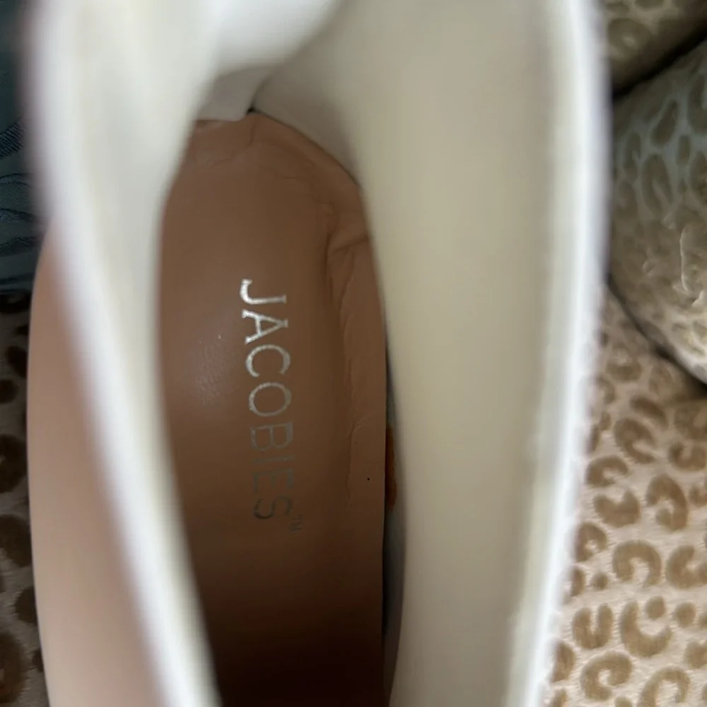 NWT Jacobies white faux leather stiletto ankle booties with back zip - Picture 11 of 11